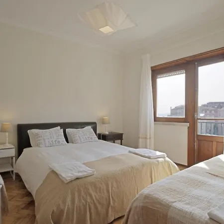 Apartment Apolonia 8 - Lisbonbreaks *