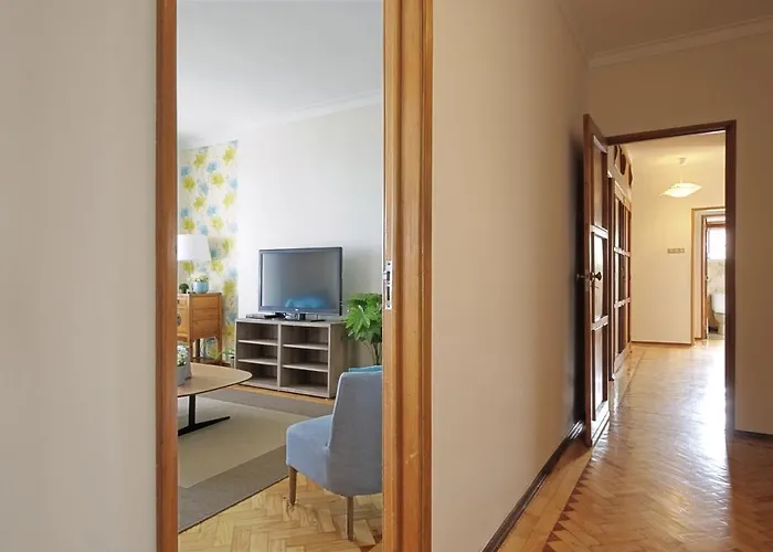 Apolonia 8 - Lisbonbreaks 리스본